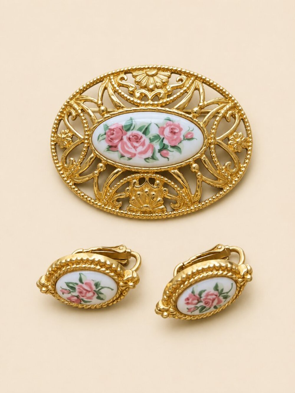 Vintage Avon Pink Rose Brooch Clip Earrings Set Gold Tone Floral Oval Jewelry